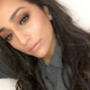 Meet your Posher, Jenissa